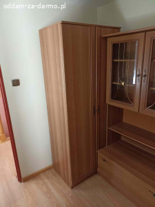Kilka zestawów mebli