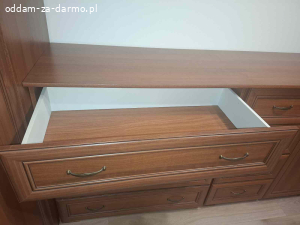 oddam za darmo meble i kanapę