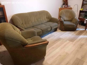 Oddam za darmo zestaw mebli kanapotapczan i dwa fotele