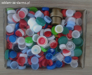 Plastikowe nakrętki.