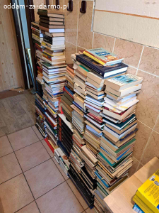 Różne książki ok. 300 szt.